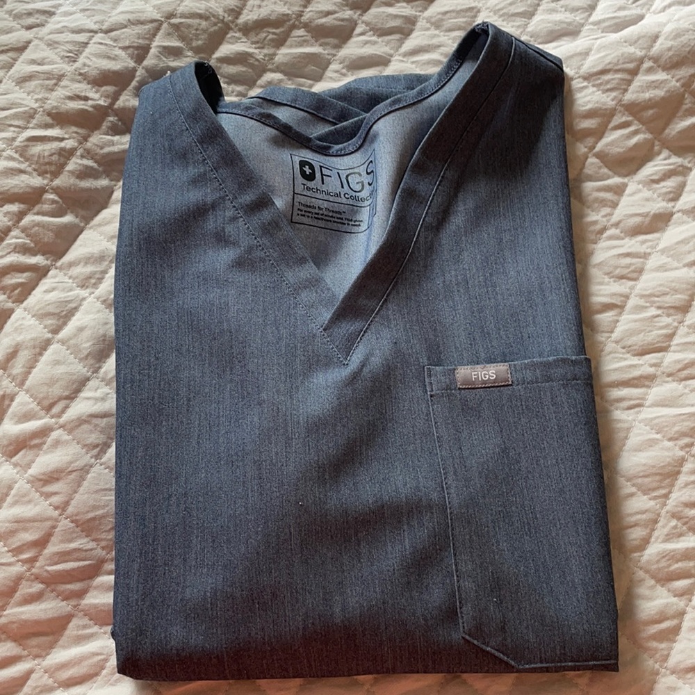 Heather denim scrub top